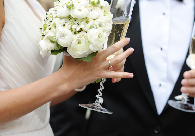 Decoraciones florales y ramos de novia